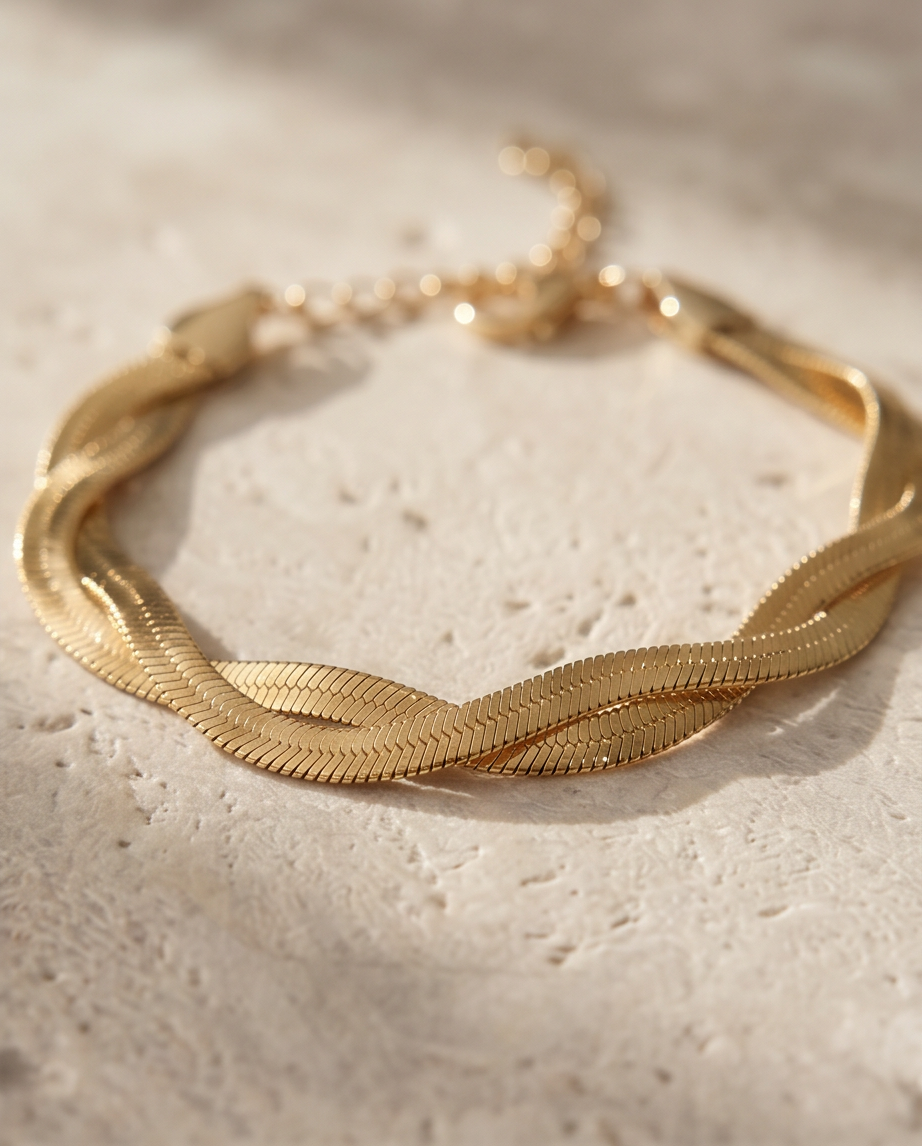 Golden tresse bracelet