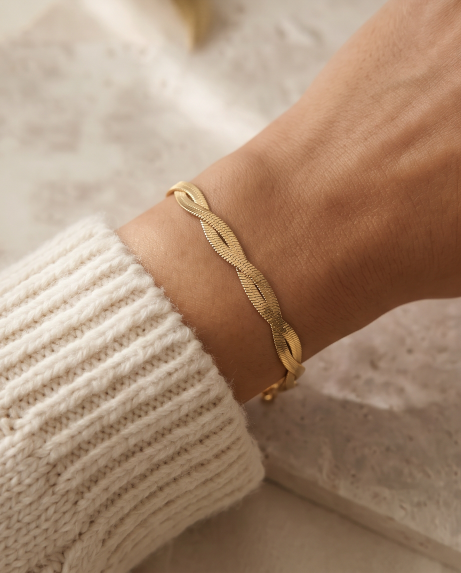 Golden tresse bracelet